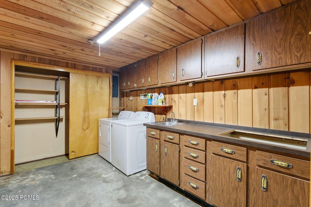 Park City, Utah, 84098, United States, 2 Bedrooms Bedrooms, ,1 BathroomBathrooms,Residential,Forsale,2004730