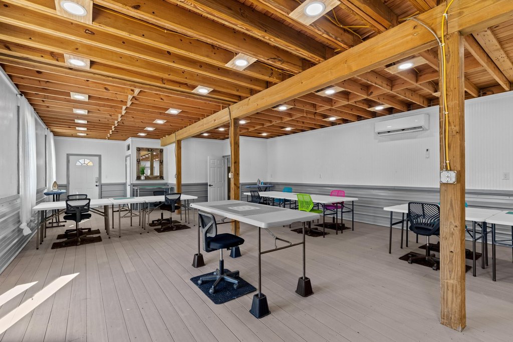 Russellville, Tennessee, 37860, United States, 5 Bedrooms Bedrooms, ,5.5 BathroomsBathrooms,Residential,Forsale,2002622