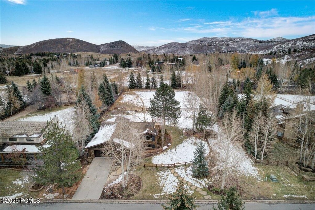 Park City, Utah, 84060, United States, 5 Bedrooms Bedrooms, ,4 BathroomsBathrooms,Residential,Forsale,2000247