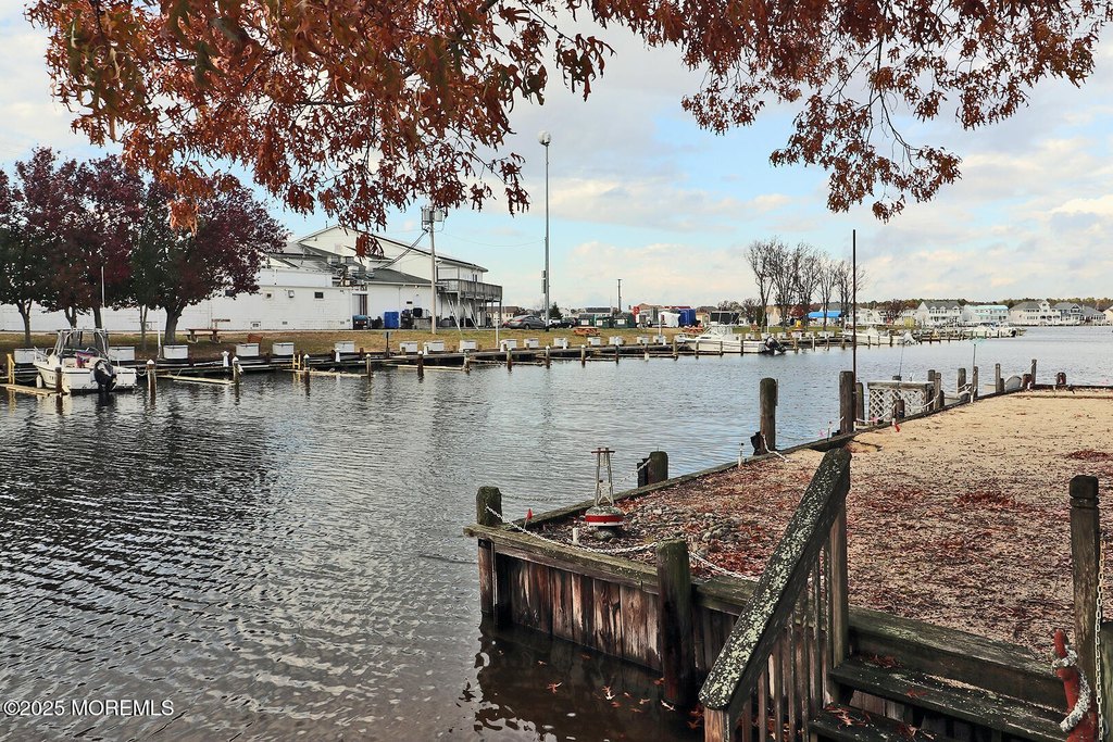 Forked River, New Jersey, 08731, United States, 2 Bedrooms Bedrooms, ,1 BathroomBathrooms,Residential,Forsale,1994046