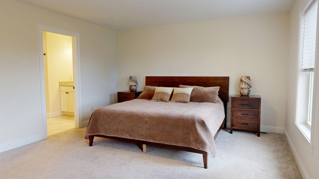 Essex, Vermont, 05452, United States, 4 Bedrooms Bedrooms, ,3.5 BathroomsBathrooms,Residential,Forsale,1999495