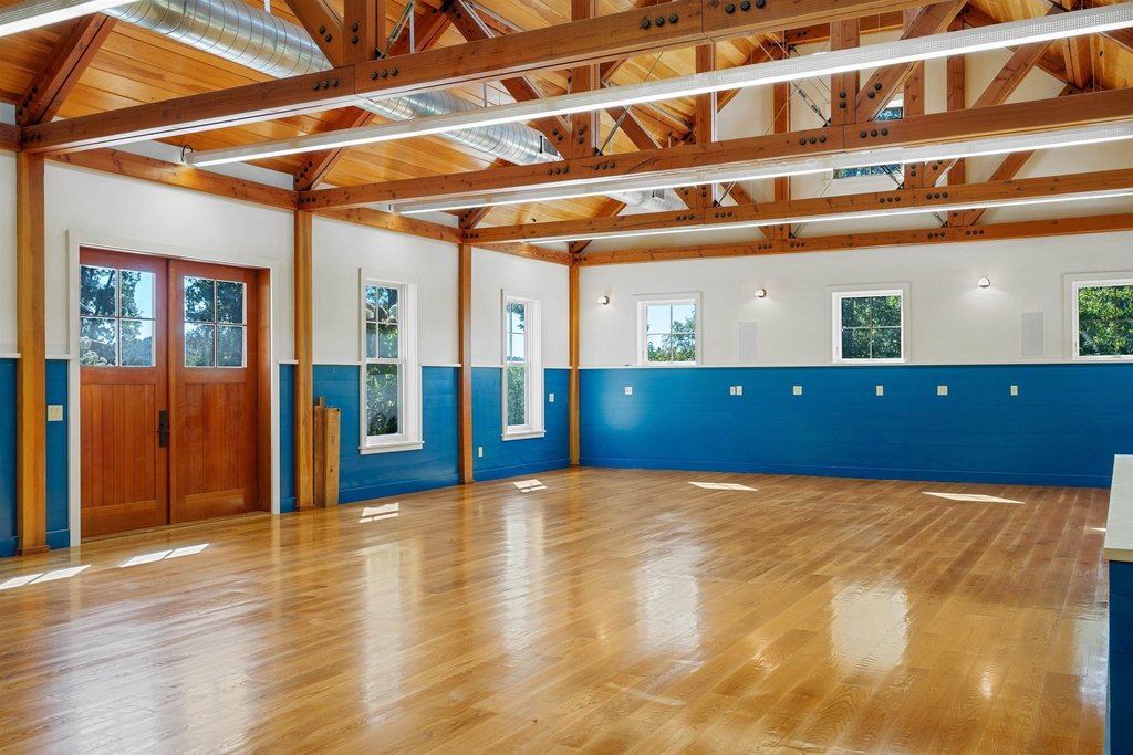 Lyme, New Hampshire, 03768, United States, 4 Bedrooms Bedrooms, ,5.5 BathroomsBathrooms,Residential,Forsale,1999497