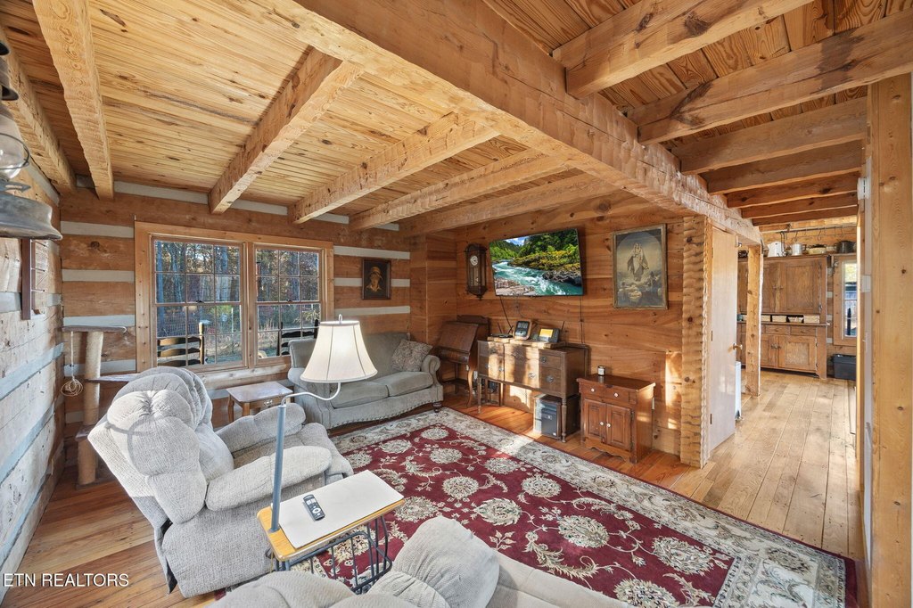 Crossville, Tennessee, 38572, United States, 3 Bedrooms Bedrooms, ,3 BathroomsBathrooms,Residential,Forsale,1996602