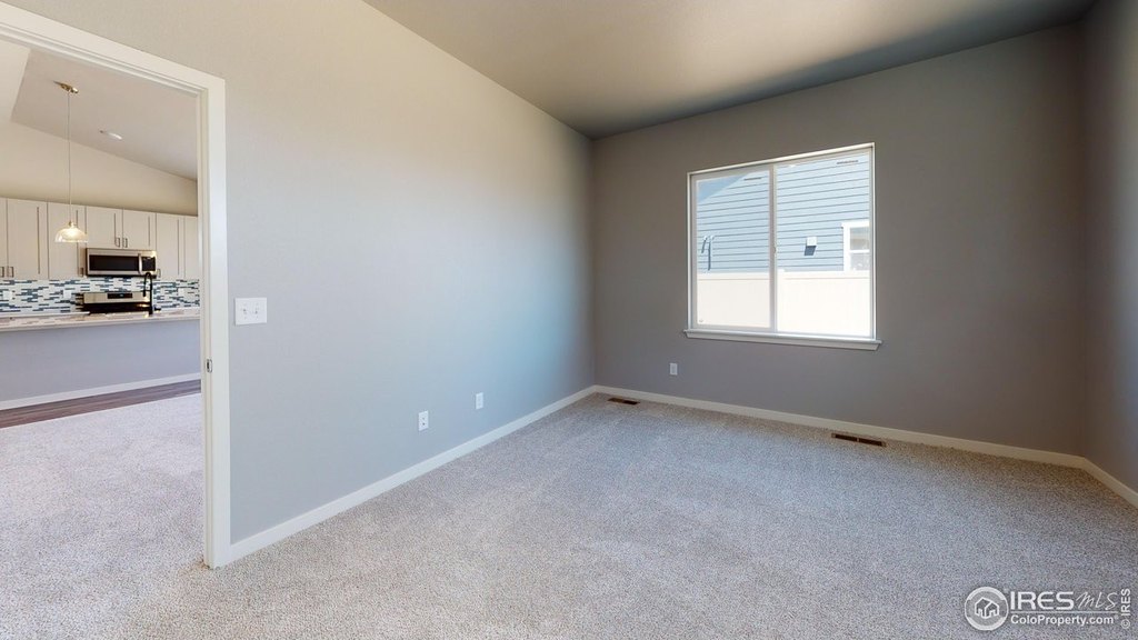 Hudson, Colorado, 80642, United States, 3 Bedrooms Bedrooms, ,2 BathroomsBathrooms,Residential,Forsale,2009194