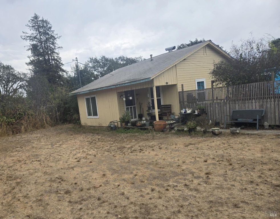 Santa Rosa, California, 95407, United States, 2 Bedrooms Bedrooms, ,1 BathroomBathrooms,Residential,Forsale,2004738