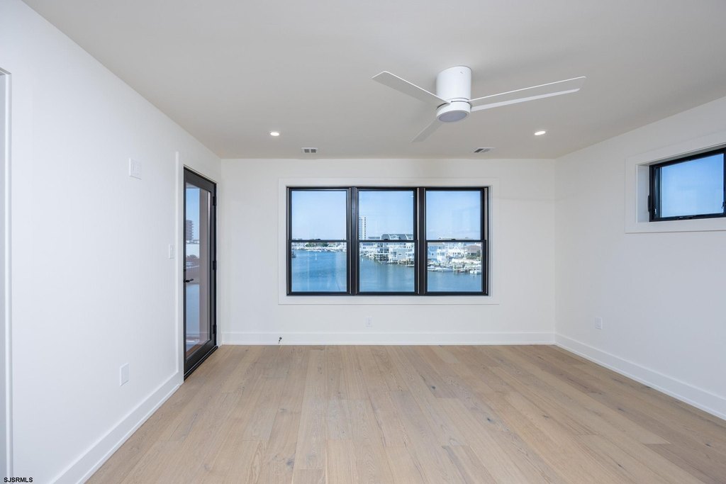 Ventnor, New Jersey, 08406, United States, 6 Bedrooms Bedrooms, ,6 BathroomsBathrooms,Residential,Forsale,2004612