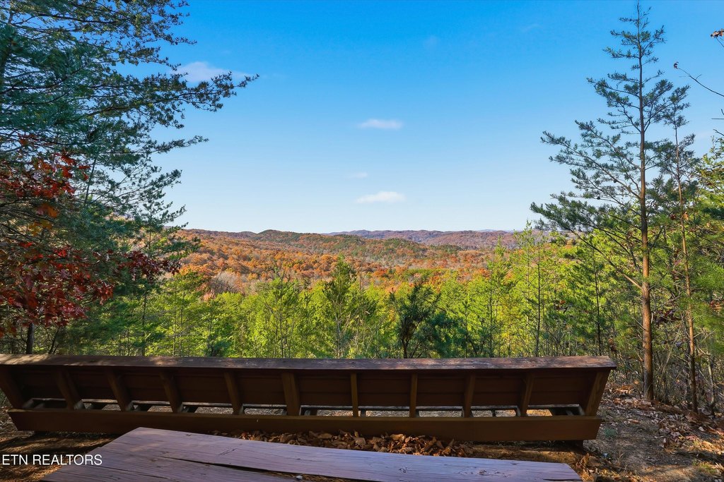 Maryville, Tennessee, 37803, United States, 2 Bedrooms Bedrooms, ,2.5 BathroomsBathrooms,Residential,Forsale,1999450