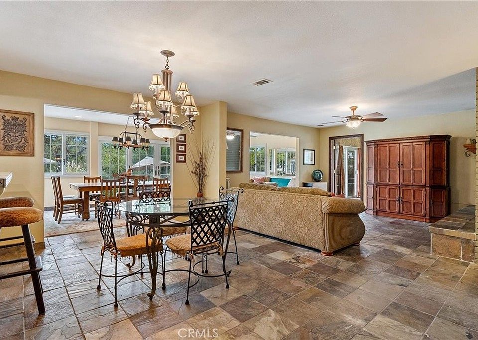 Paso Robles, California, 93446, United States, 4 Bedrooms Bedrooms, ,4 BathroomsBathrooms,Residential,Forsale,2009042