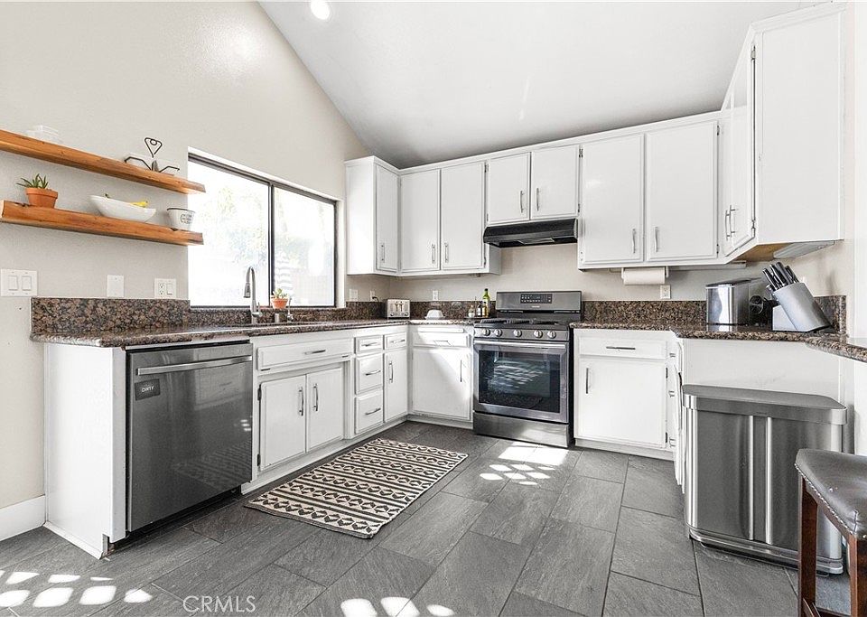 Paso Robles, California, 93446, United States, 3 Bedrooms Bedrooms, ,2 BathroomsBathrooms,Residential,Forsale,2009046