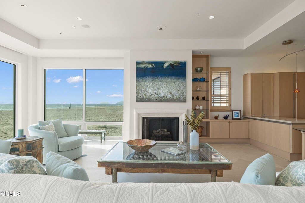 Oxnard, California, 93035, United States, 4 Bedrooms Bedrooms, ,5.5 BathroomsBathrooms,Residential,Forsale,2004314