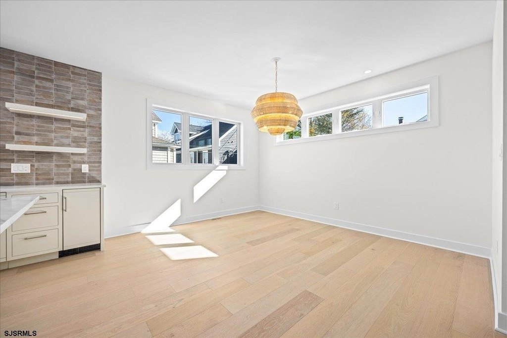 Margate, New Jersey, 08402, United States, 5 Bedrooms Bedrooms, ,4.5 BathroomsBathrooms,Residential,Forsale,2004610