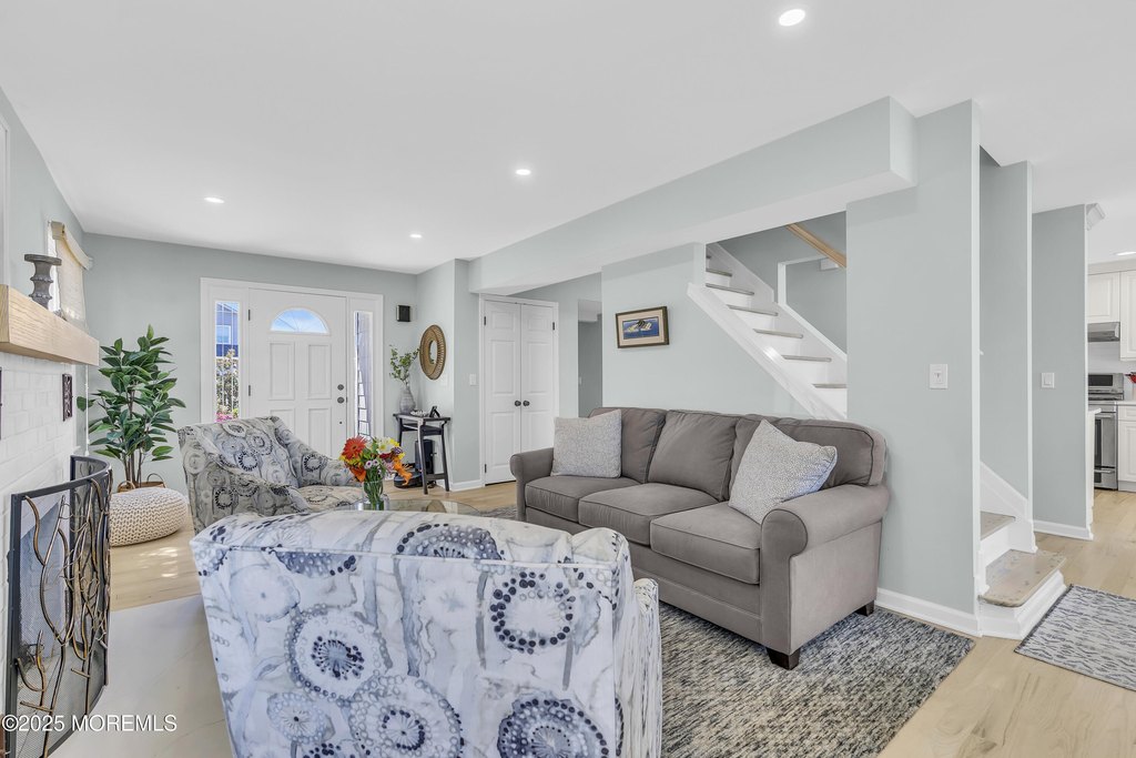 Brick, New Jersey, 08724, United States, 5 Bedrooms Bedrooms, ,3.5 BathroomsBathrooms,Residential,Forsale,1959751