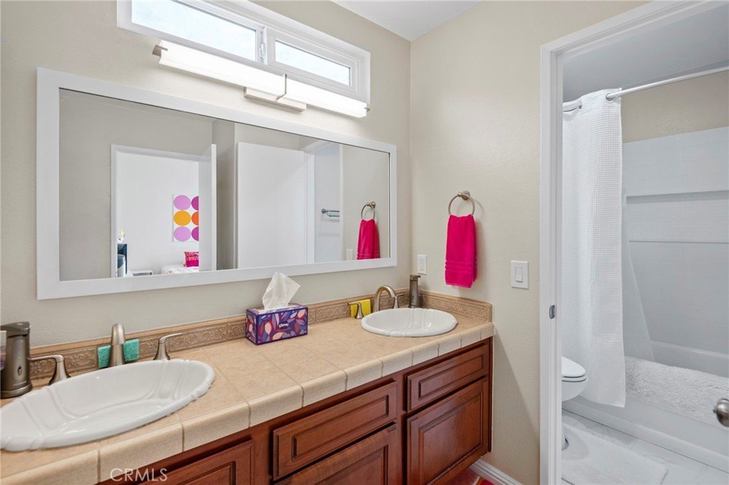 Lake Forest, California, 92630, United States, 3 Bedrooms Bedrooms, ,2.5 BathroomsBathrooms,Residential,Forsale,2009209