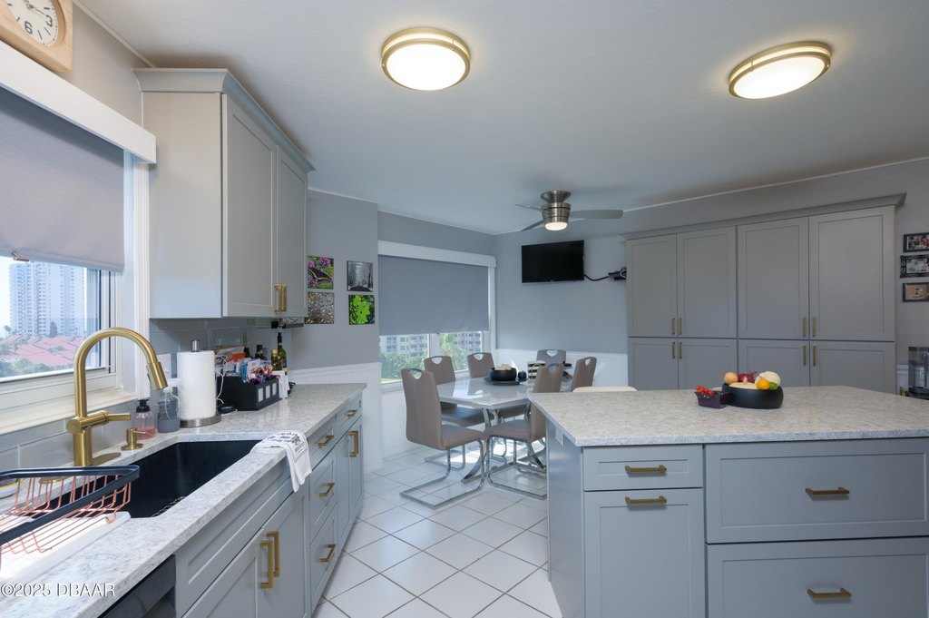 Daytona Beach Shores, Florida, 32118, United States, 3 Bedrooms Bedrooms, ,3 BathroomsBathrooms,Residential,Forsale,1990068