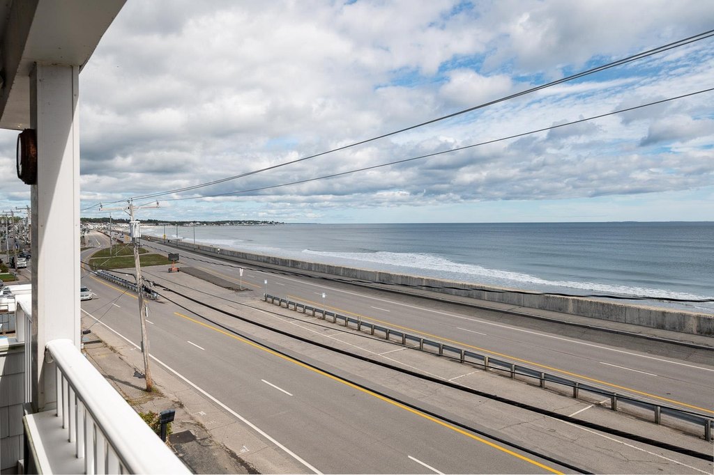 Hampton, New Hampshire, 03842, United States, 2 Bedrooms Bedrooms, ,2 BathroomsBathrooms,Residential,Forsale,2004706