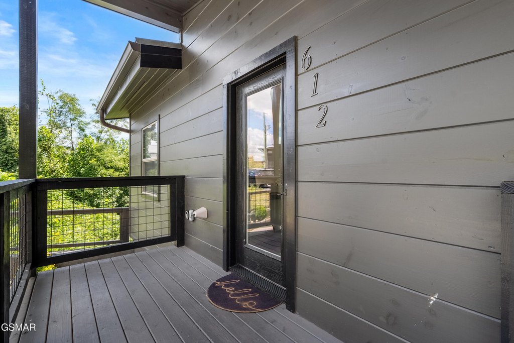 Gatlinburg, Tennessee, 37738, United States, 1 Bedroom Bedrooms, ,2 BathroomsBathrooms,Residential,Forsale,1999465