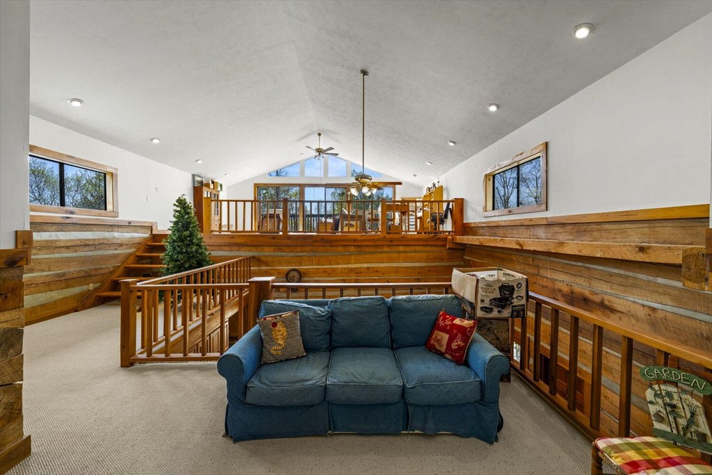 Jefferson City, Tennessee, 37760, United States, 3 Bedrooms Bedrooms, ,2 BathroomsBathrooms,Residential,Forsale,2002623