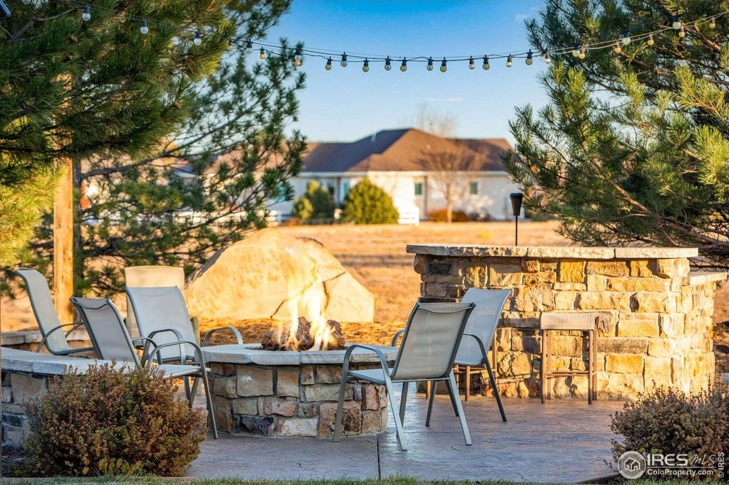 Windsor, Colorado, 80550, United States, 6 Bedrooms Bedrooms, ,3.5 BathroomsBathrooms,Residential,Forsale,2004284