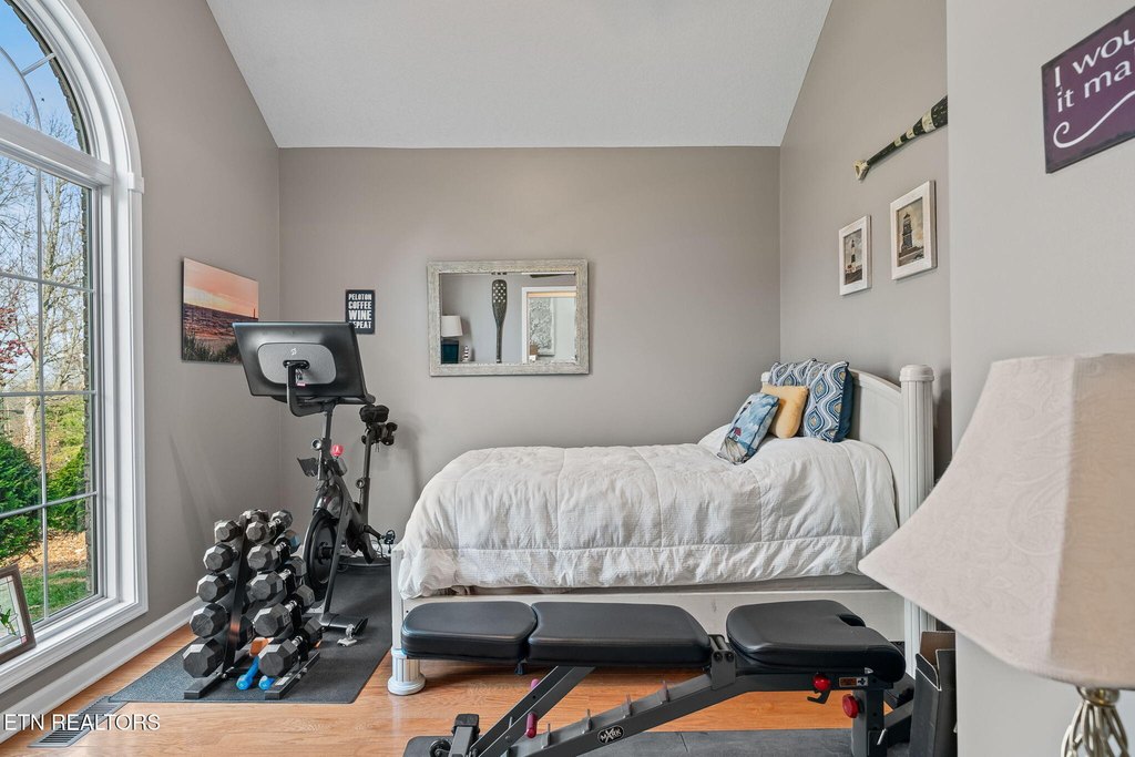 Crossville, Tennessee, 38558, United States, 4 Bedrooms Bedrooms, ,2.5 BathroomsBathrooms,Residential,Forsale,1996605