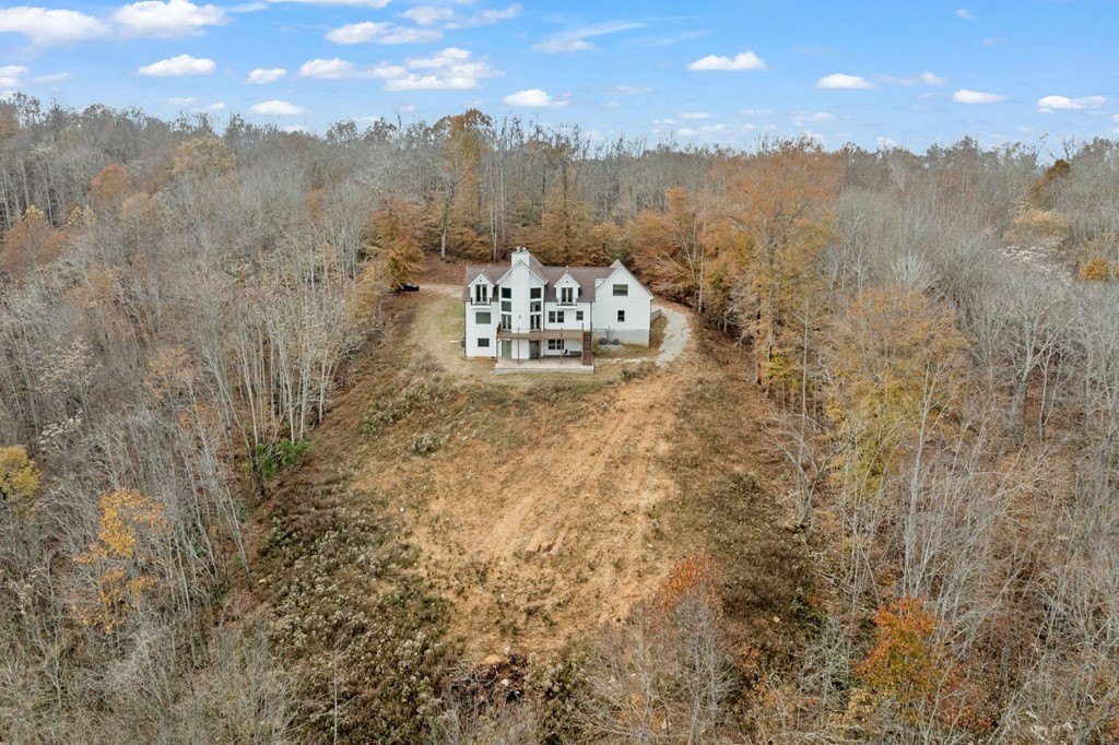 Byrdstown, Tennessee, 38549, United States, 5 Bedrooms Bedrooms, ,4.5 BathroomsBathrooms,Residential,Forsale,1996615