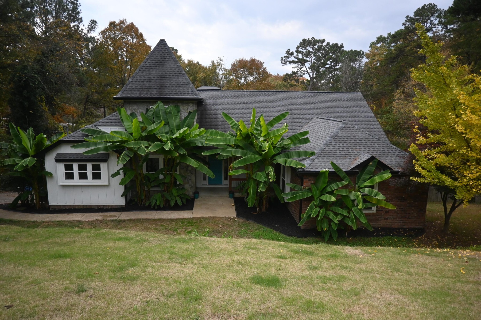 Chattanooga, Tennessee, 37416, United States, 6 Bedrooms Bedrooms, ,4 BathroomsBathrooms,Residential,Forsale,2004678