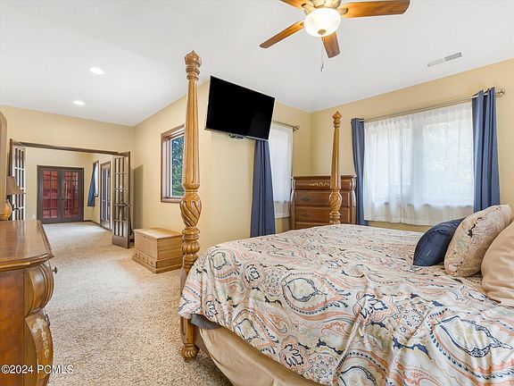 Salt Lake City, Utah, 84108, United States, 5 Bedrooms Bedrooms, ,5 BathroomsBathrooms,Residential,Forsale,2000240