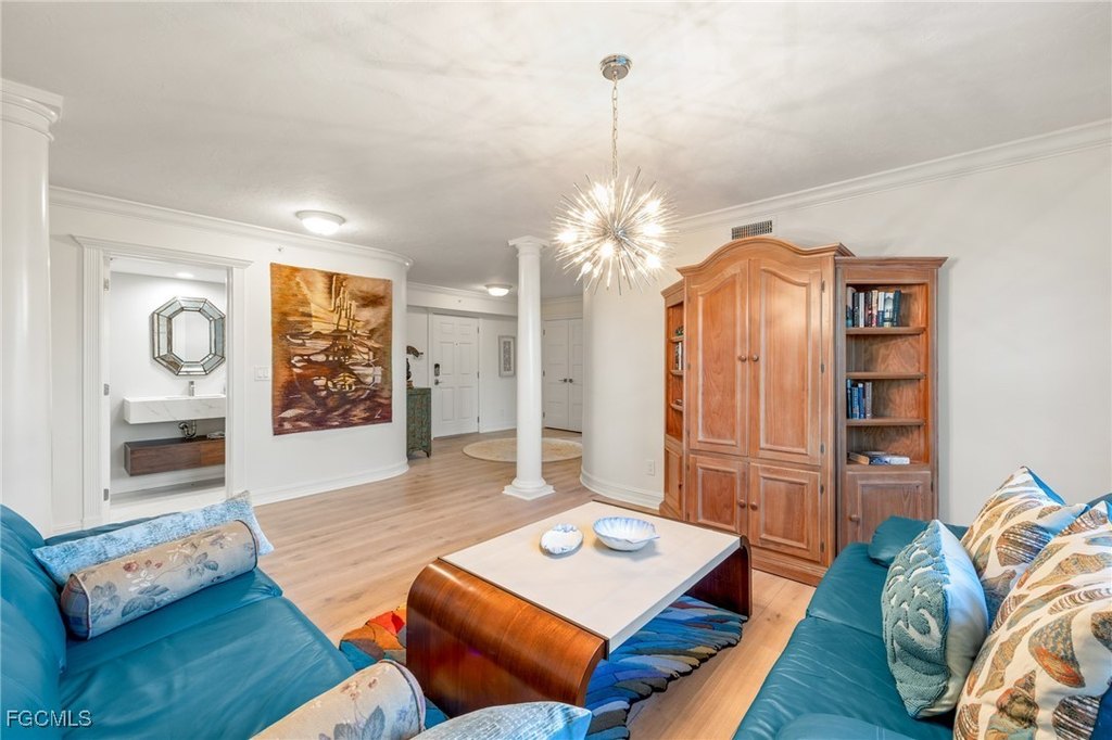 Sanibel, Florida, 33957, United States, 3 Bedrooms Bedrooms, ,3.5 BathroomsBathrooms,Residential,Forsale,2004798