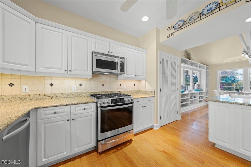 Sanibel, Florida, 33957, United States, 3 Bedrooms Bedrooms, ,2 BathroomsBathrooms,Residential,Forsale,2004799