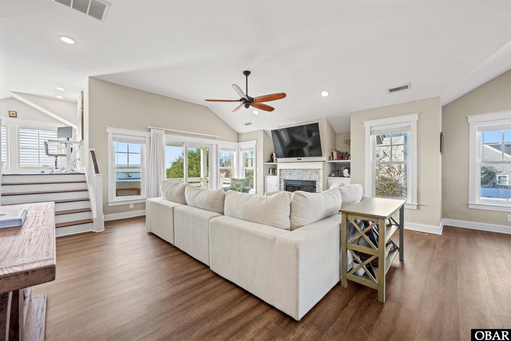 Kitty Hawk, North Carolina, 27949, United States, 4 Bedrooms Bedrooms, ,3.5 BathroomsBathrooms,Residential,Forsale,2004901