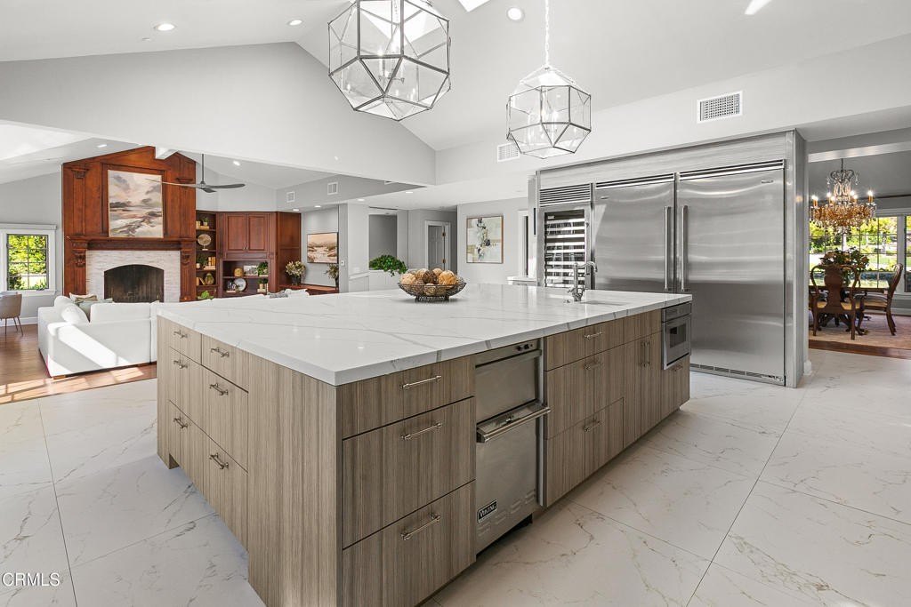 Camarillo, California, 93012, United States, 5 Bedrooms Bedrooms, ,6.5 BathroomsBathrooms,Residential,Forsale,2004523