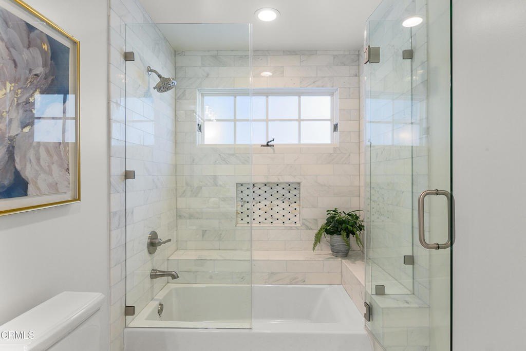 Camarillo, California, 93012, United States, 5 Bedrooms Bedrooms, ,6.5 BathroomsBathrooms,Residential,Forsale,2004523