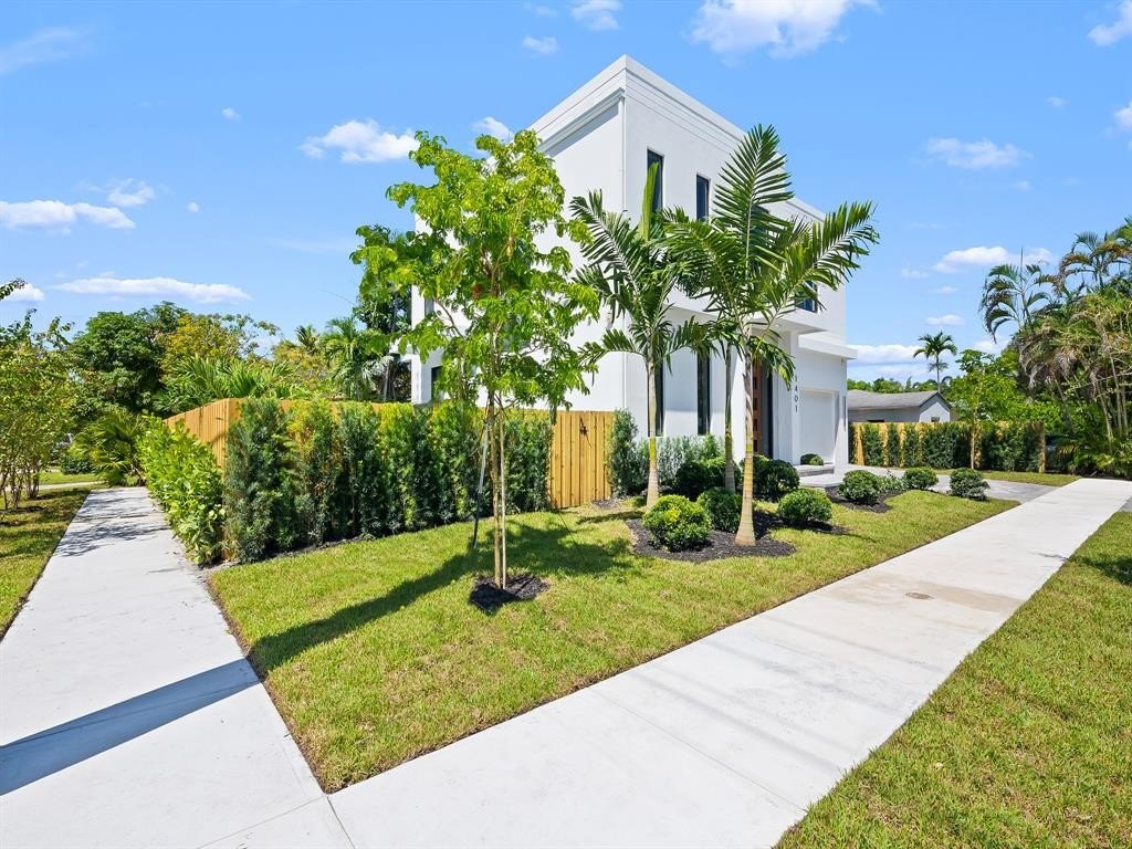 Fort Lauderdale, Florida, 33304, United States, 3 Bedrooms Bedrooms, ,2.5 BathroomsBathrooms,Residential,Forsale,2004485