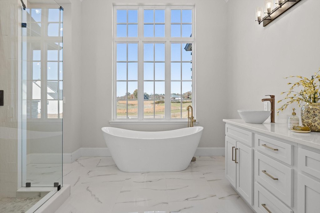 Jasper, Tennessee, 37347, United States, 5 Bedrooms Bedrooms, ,6.5 BathroomsBathrooms,Residential,Forsale,2009602