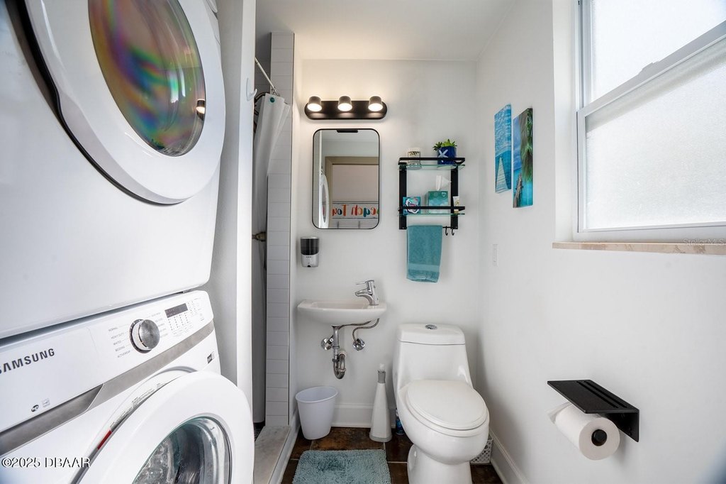 New Smyrna Beach, Florida, 32169, United States, 2 Bedrooms Bedrooms, ,2 BathroomsBathrooms,Residential,Forsale,2007412