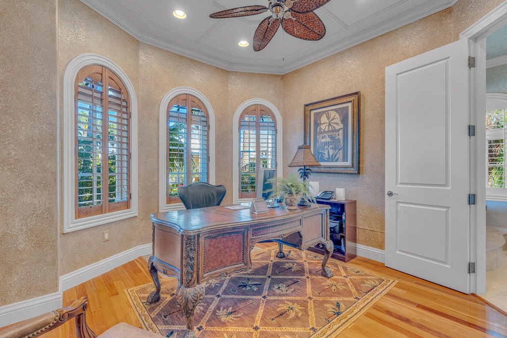 Key Colony, Florida, 33051, United States, 4 Bedrooms Bedrooms, ,5 BathroomsBathrooms,Residential,Forsale,2011629