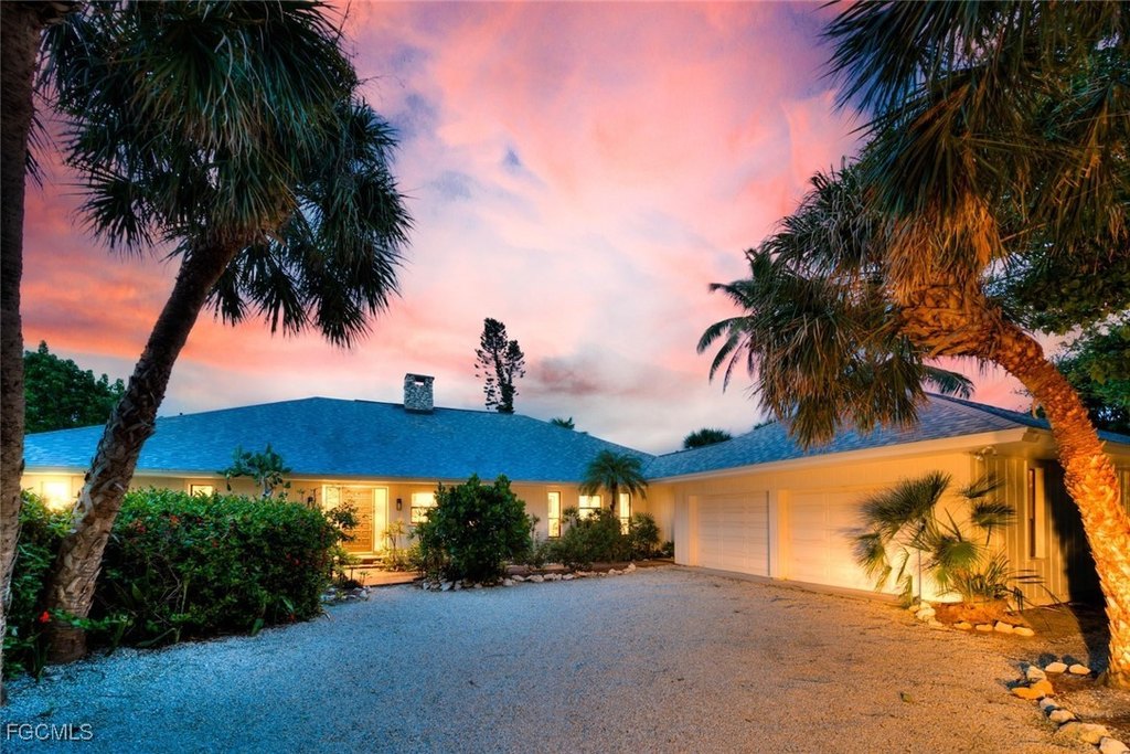 Captiva, Florida, 33924, United States, 3 Bedrooms Bedrooms, ,3 BathroomsBathrooms,Residential,Forsale,2004800