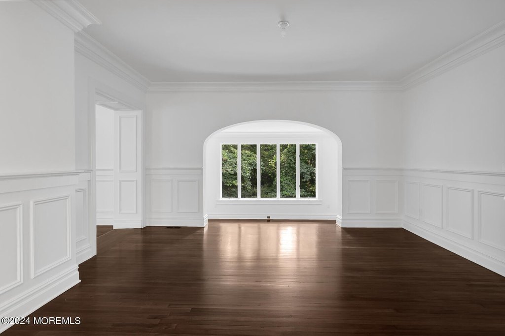 Highlands, New Jersey, 07732, United States, 5 Bedrooms Bedrooms, ,4.5 BathroomsBathrooms,Residential,Forsale,2008381