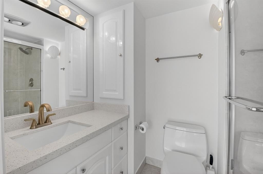 Highland Beach, Florida, 33487, United States, 2 Bedrooms Bedrooms, ,2 BathroomsBathrooms,Residential,Forsale,2004489