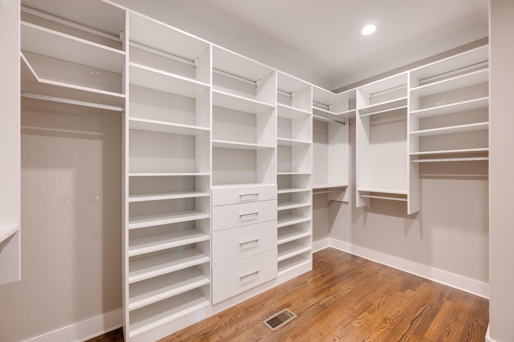 Apison, Tennessee, 37302, United States, 5 Bedrooms Bedrooms, ,4 BathroomsBathrooms,Residential,Forsale,1946774