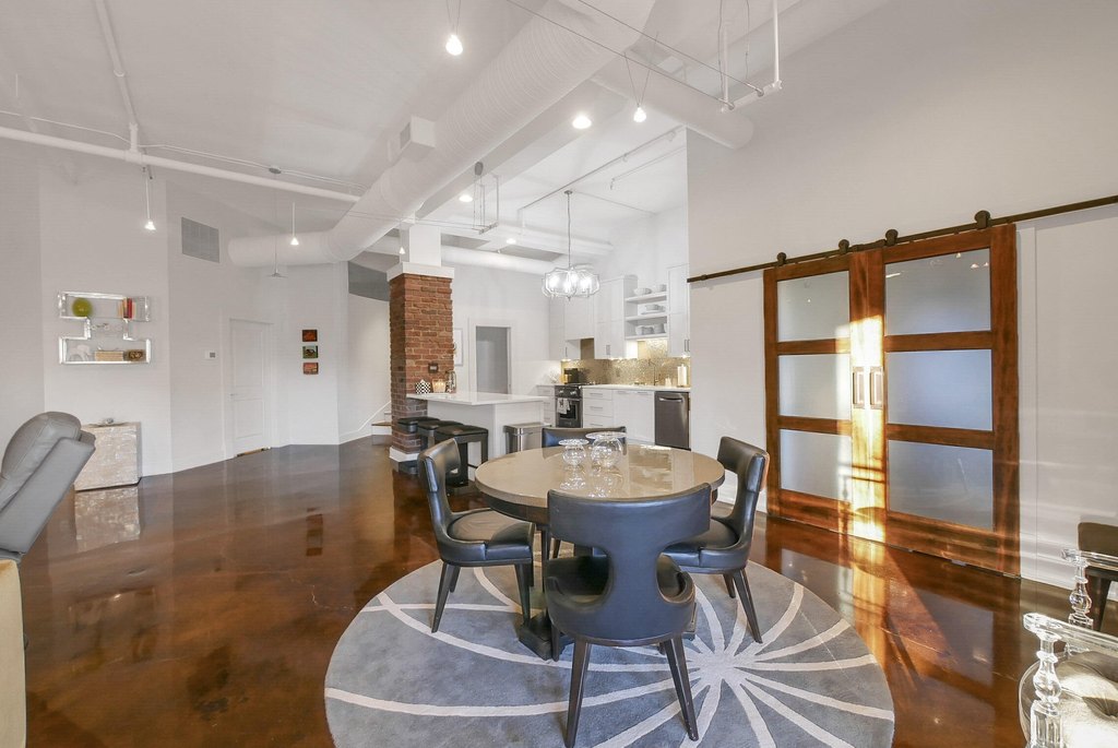 Chattanooga, Tennessee, 37402, United States, 2 Bedrooms Bedrooms, ,2 BathroomsBathrooms,Residential,Forsale,2004676