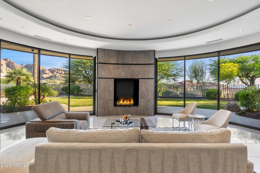 Paradise Valley, Arizona, 85253, United States, 5 Bedrooms Bedrooms, ,6.5 BathroomsBathrooms,Residential,Forsale,2004936