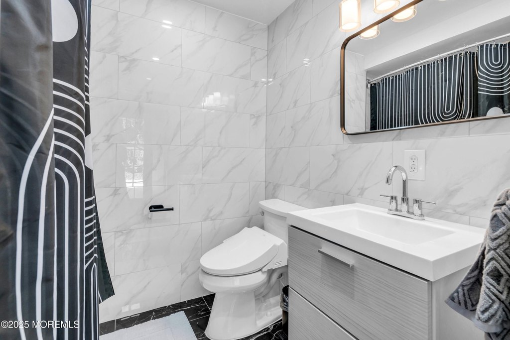 Toms River, New Jersey, 08755, United States, 3 Bedrooms Bedrooms, ,3 BathroomsBathrooms,Residential,Forsale,1966050