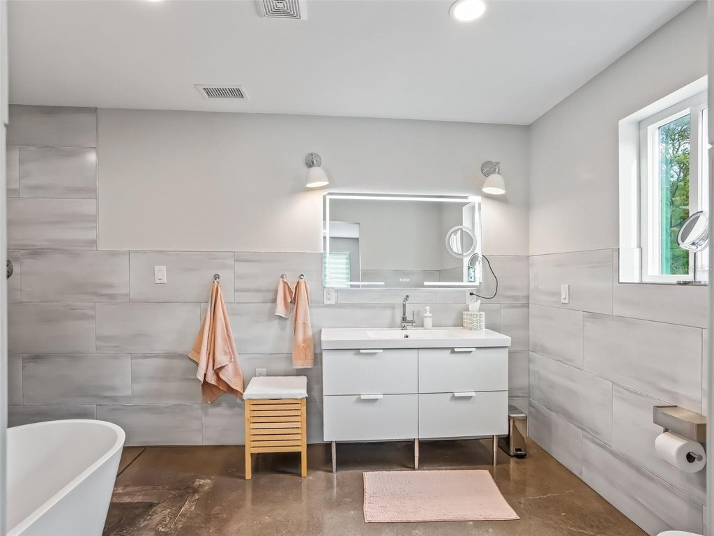 FORT MC COY, Florida, 32134, United States, 3 Bedrooms Bedrooms, ,3.5 BathroomsBathrooms,Residential,Forsale,2004588