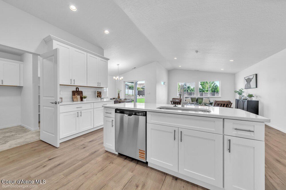 Post Falls, Idaho, 83854, United States, 3 Bedrooms Bedrooms, ,2 BathroomsBathrooms,Residential,Forsale,1984543