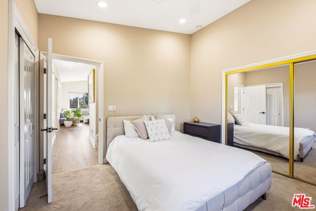 Malibu, California, 90265, United States, 4 Bedrooms Bedrooms, ,3.5 BathroomsBathrooms,Residential,Forsale,2009613