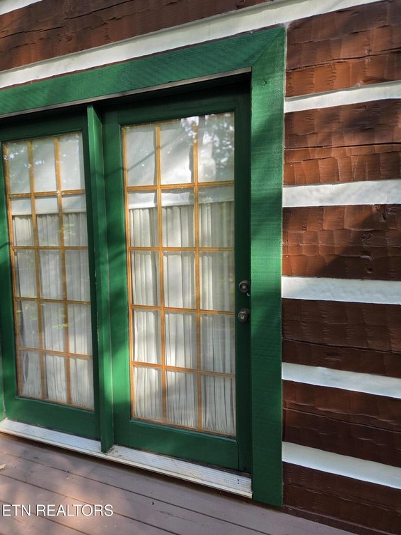 Sevierville, Tennessee, 37876, United States, 1 Bedroom Bedrooms, ,3 BathroomsBathrooms,Residential,Forsale,2012715