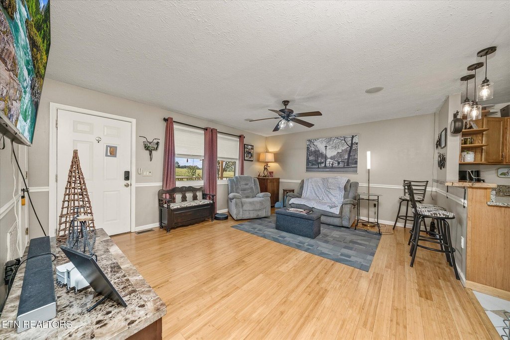 Crossville, Tennessee, 38555, United States, ,Residential,Forsale,1996596