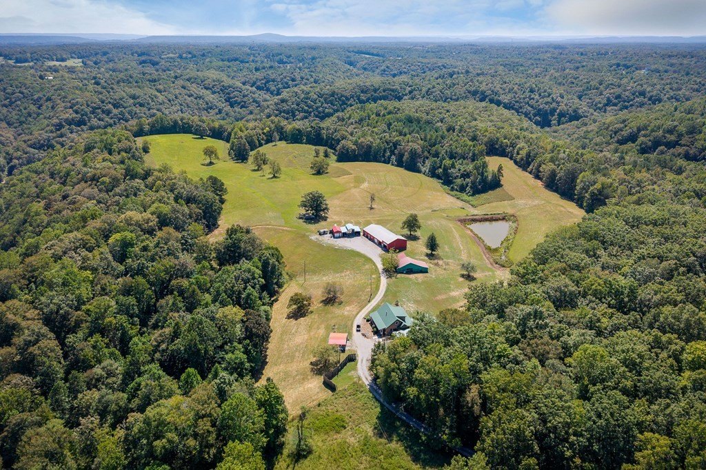 Sparta, Tennessee, 38583, United States, 3 Bedrooms Bedrooms, ,2 BathroomsBathrooms,Residential,Forsale,1999490