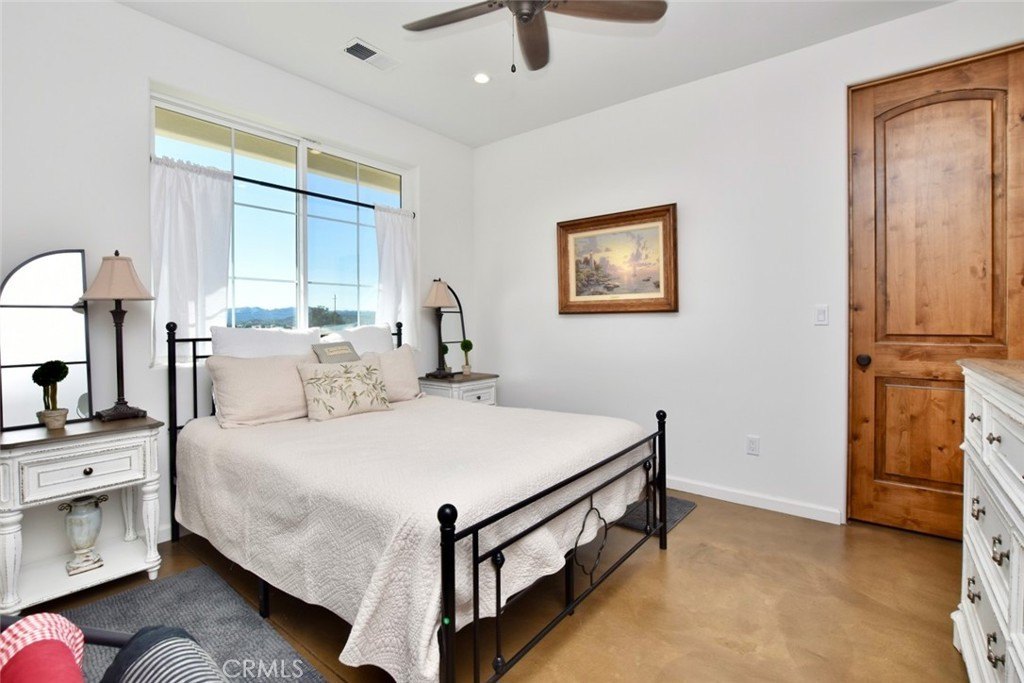 Lockwood, California, 93932, United States, 3 Bedrooms Bedrooms, ,3 BathroomsBathrooms,Residential,Forsale,2004820