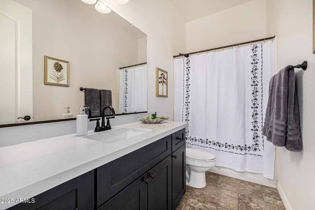 Gilbert, Arizona, 85296, United States, 4 Bedrooms Bedrooms, ,4.5 BathroomsBathrooms,Residential,Forsale,2004937